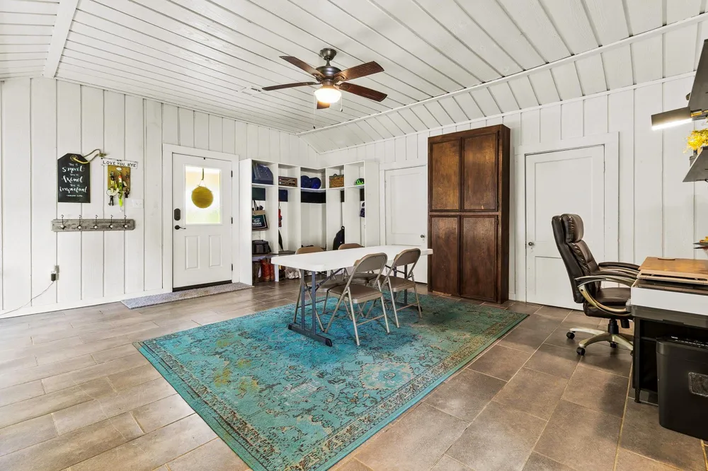 1699 Old Woodville Road Livingston, TX 77351