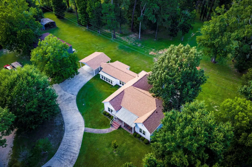 1699 Old Woodville Road Livingston, TX 77351