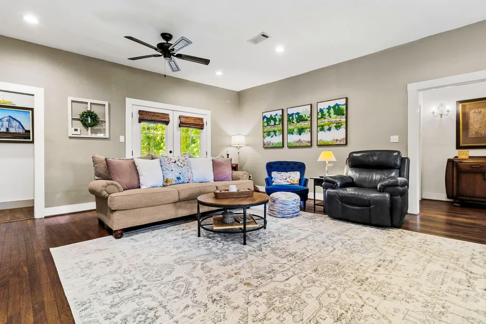 1699 Old Woodville Road Livingston, TX 77351