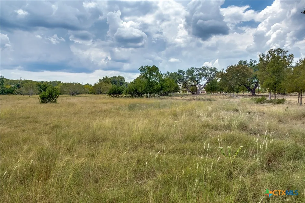 109 Rio Grande Drive Blanco, TX 78606