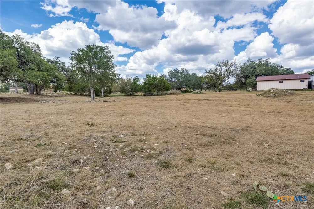 109 Rio Grande Drive Blanco, TX 78606