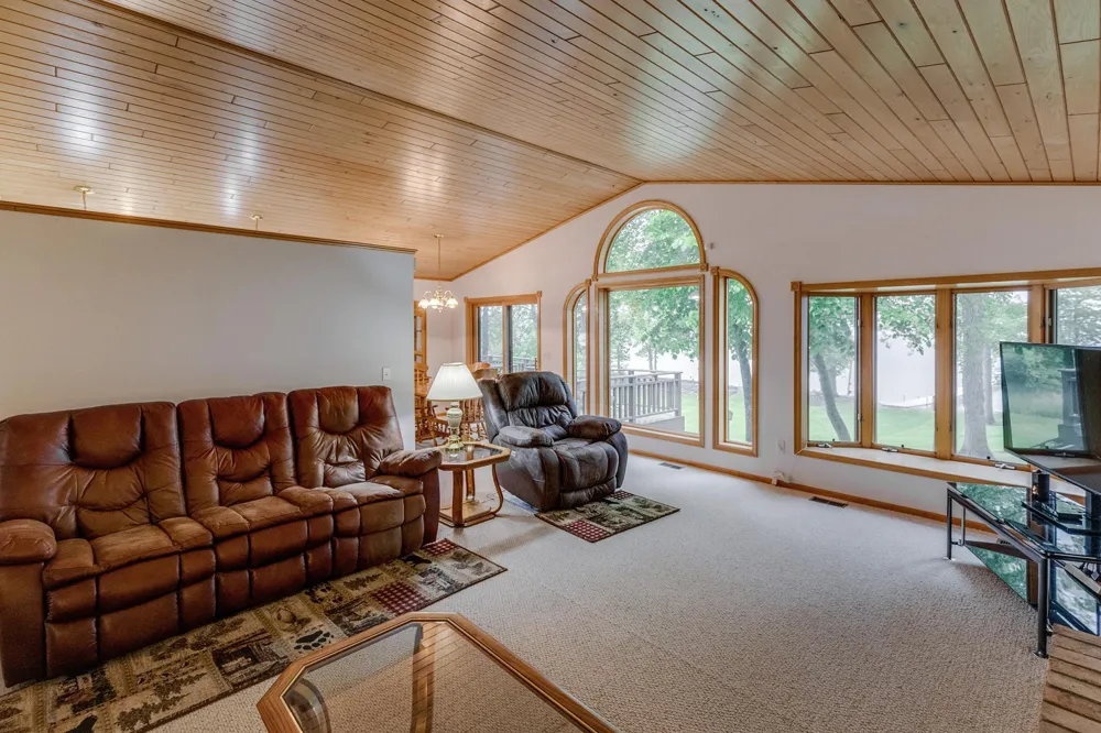 6598 Bobcat Trail NW Cass Lake, MN 56633
