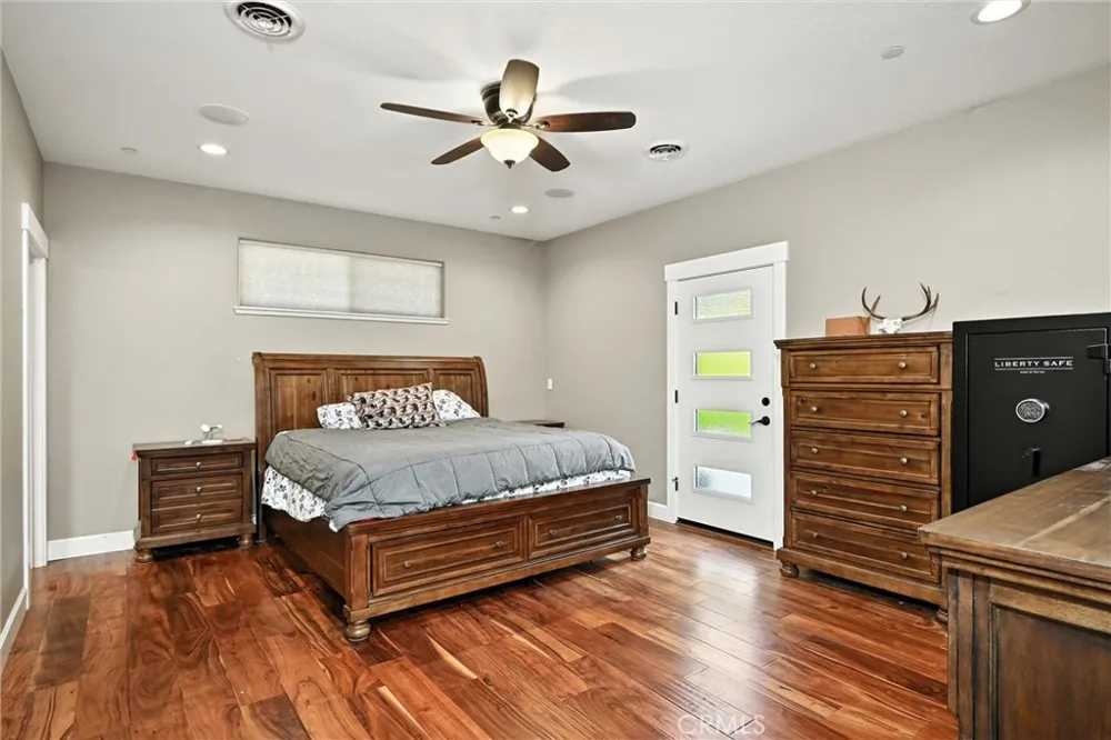 9482 Hoberg Drive S Cobb, CA 95426