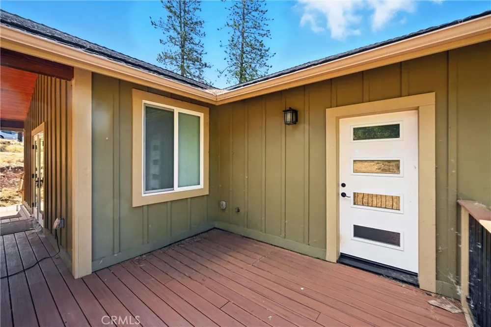 9482 Hoberg Drive S Cobb, CA 95426