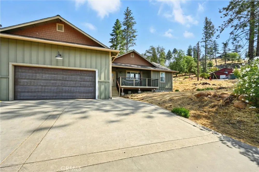 9482 Hoberg Drive S Cobb, CA 95426