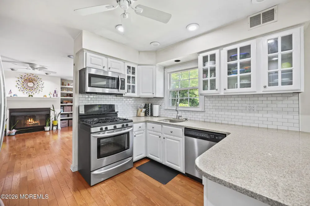 78 Henderson Road Kendall Park, NJ 08824