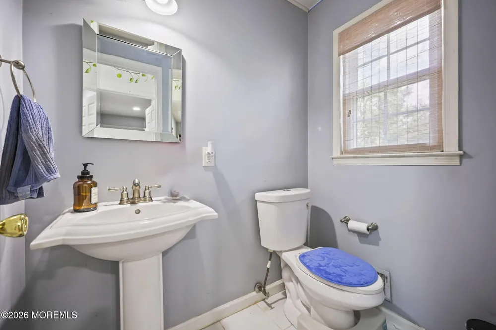 78 Henderson Road Kendall Park, NJ 08824