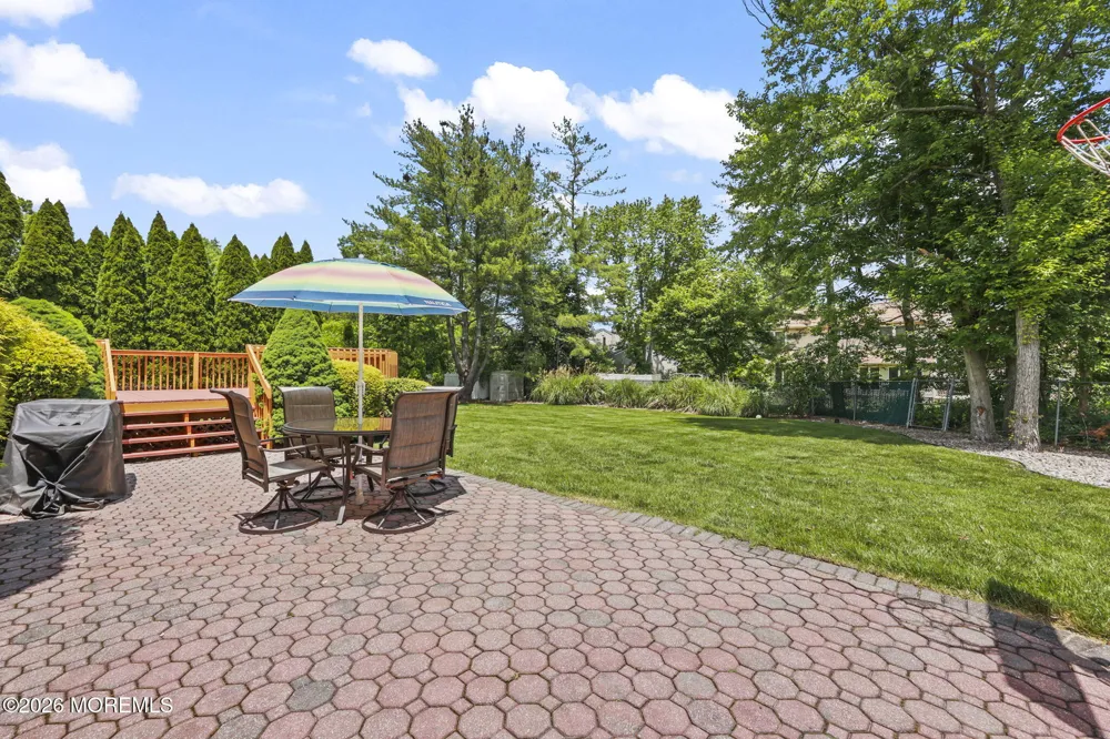 78 Henderson Road Kendall Park, NJ 08824