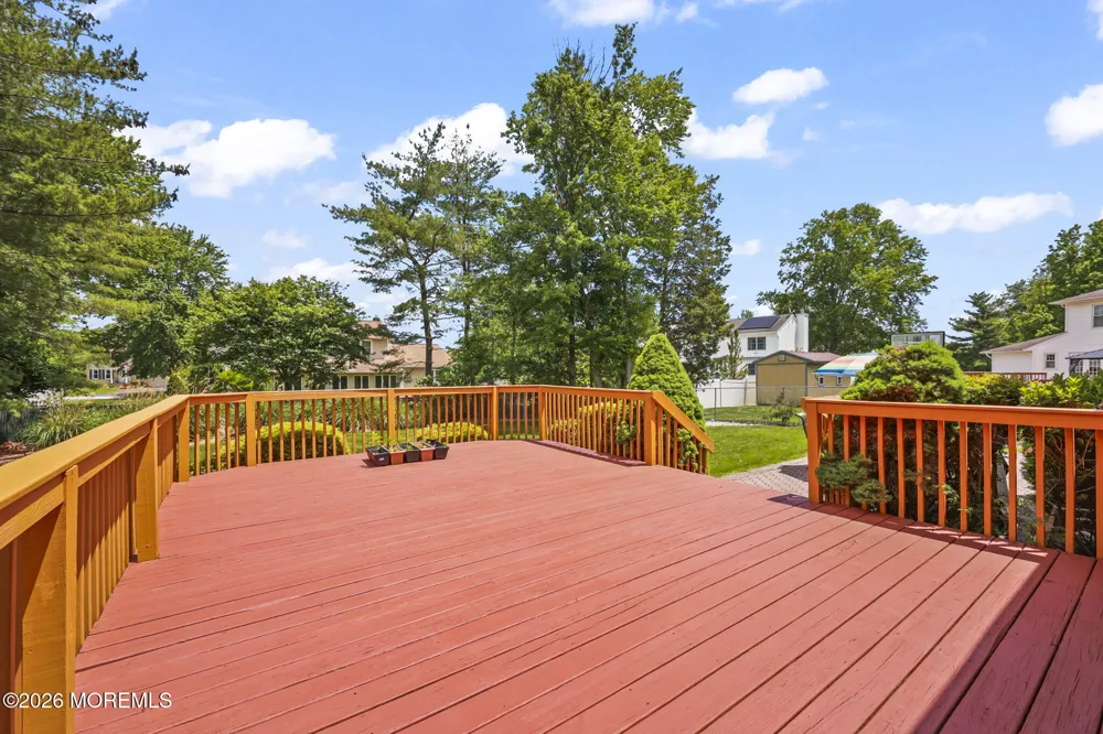 78 Henderson Road Kendall Park, NJ 08824