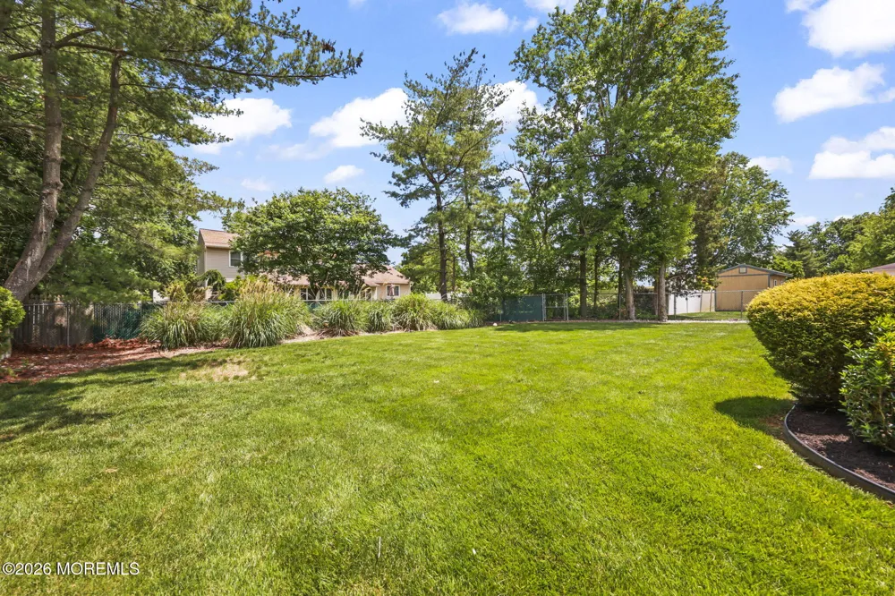 78 Henderson Road Kendall Park, NJ 08824