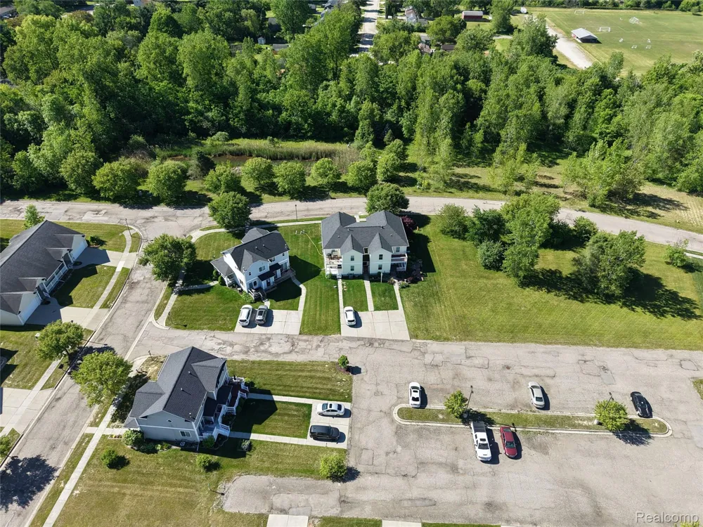 4485 Home Town Drive Genesee Charter Township, MI 48506
