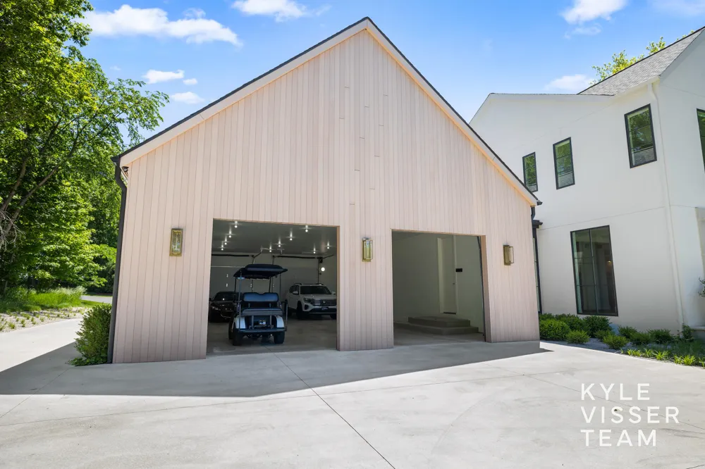 3616 64th Avenue Zeeland Charter Township, MI 49464