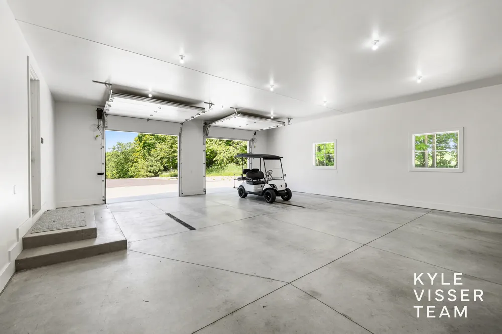 3616 64th Avenue Zeeland Charter Township, MI 49464