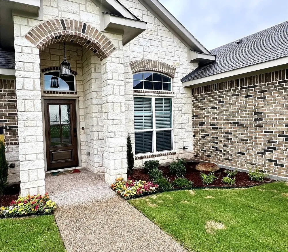 358 Frederick Drive Robinson, TX 76706