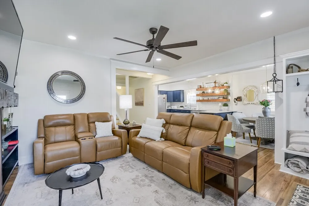 406 Commerce Street Maypearl, TX 76064