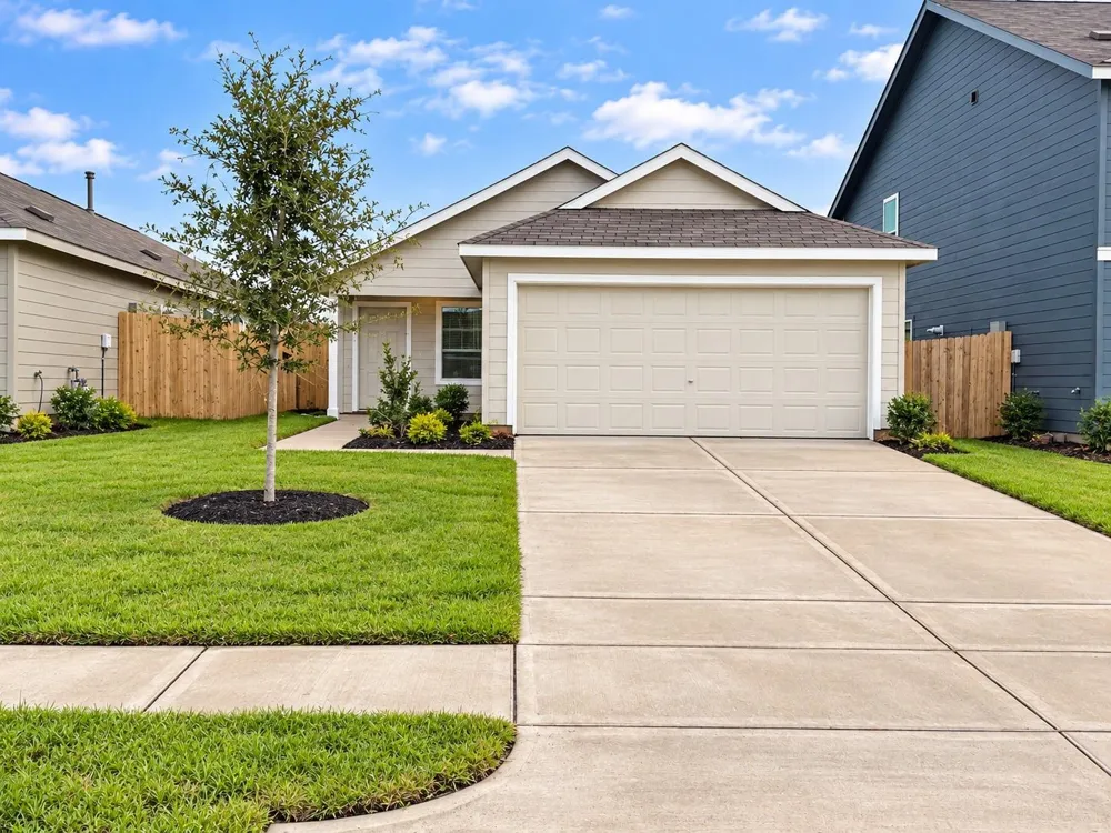 1312 Charlotte Way Wharton, TX 77488
