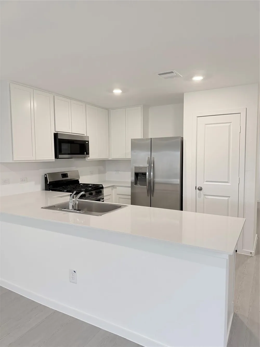 1312 Charlotte Way Wharton, TX 77488