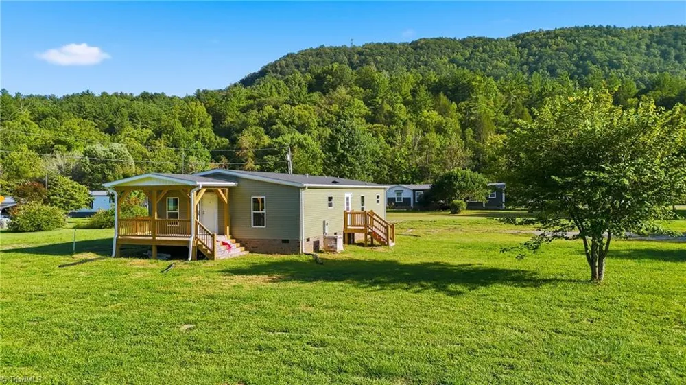 7825 NC Highway 16 Millers Creek, NC 28651