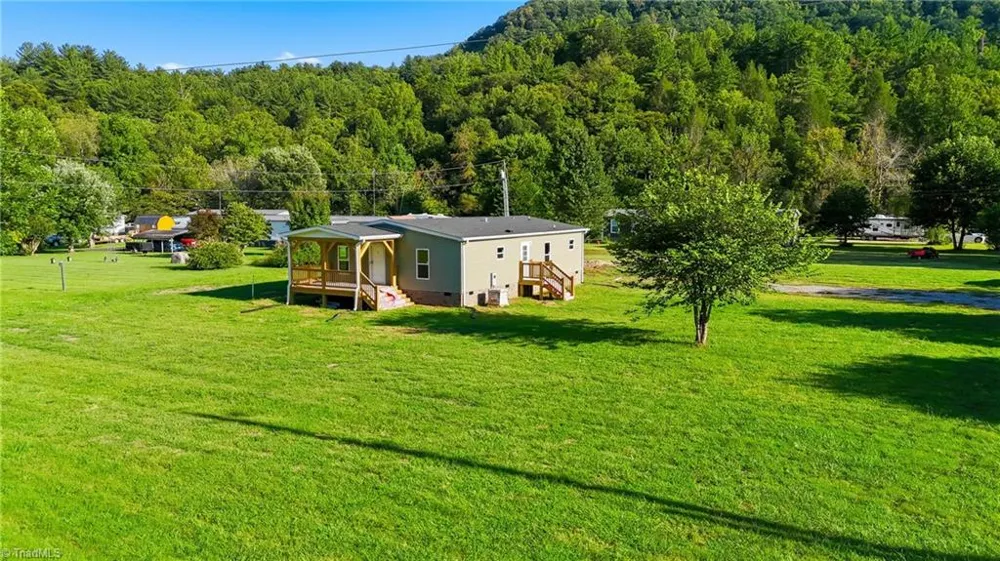 7825 NC Highway 16 Millers Creek, NC 28651