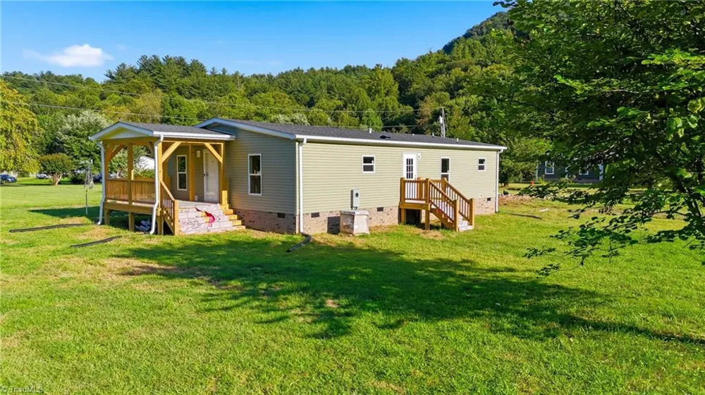 7825 NC Highway 16 Millers Creek, NC 28651