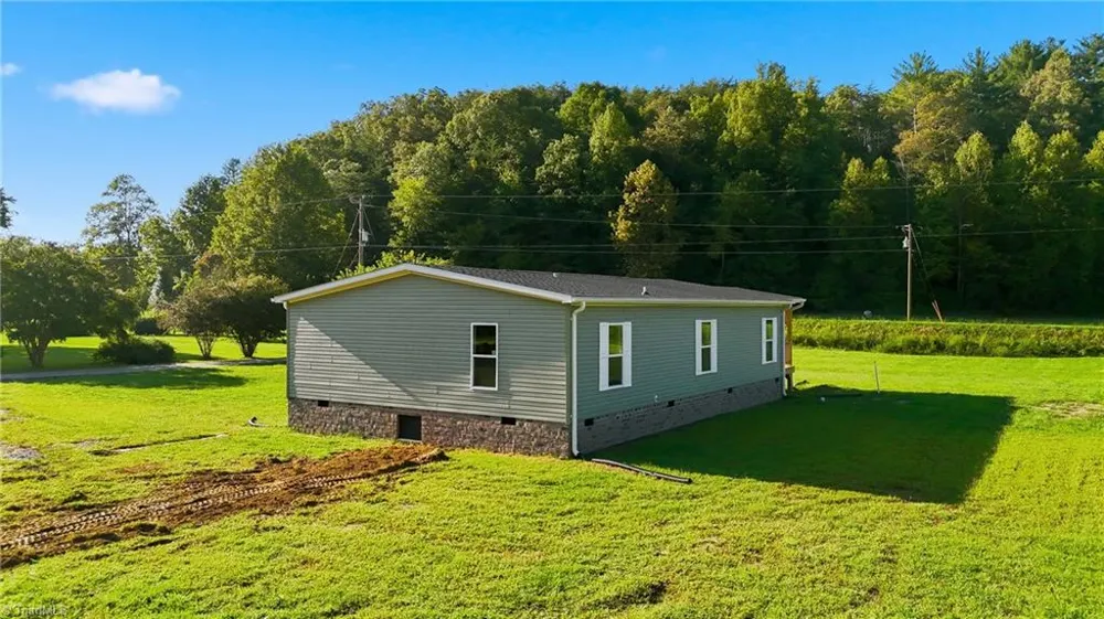 7825 NC Highway 16 Millers Creek, NC 28651