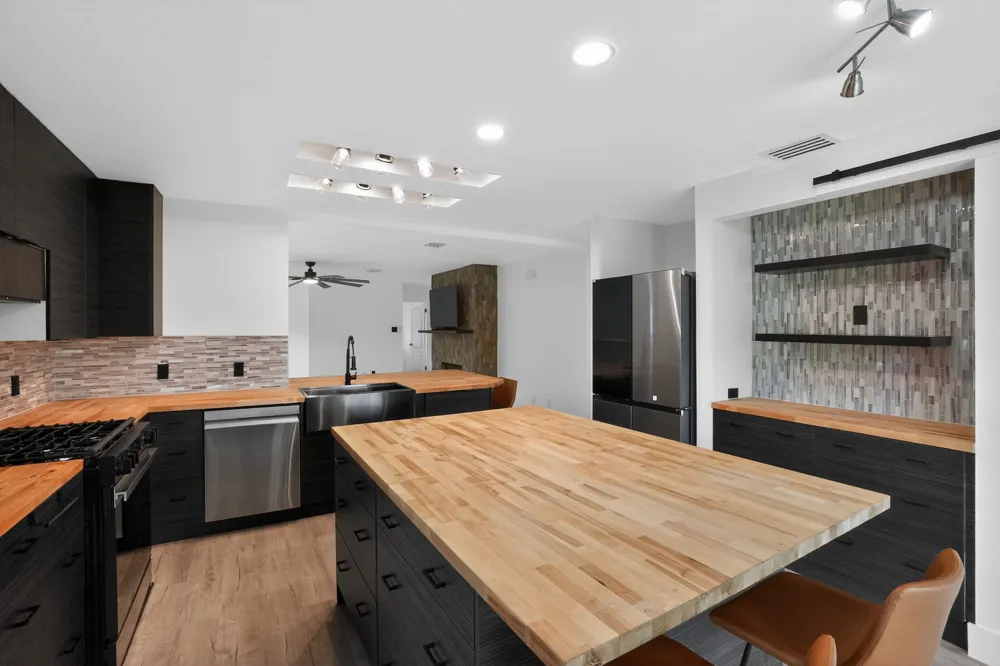 3911 Haleys Way Round Rock, TX 78665