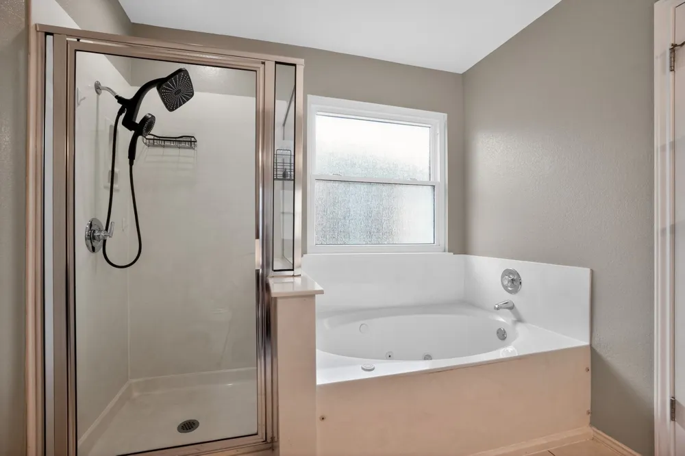 3911 Haleys Way Round Rock, TX 78665