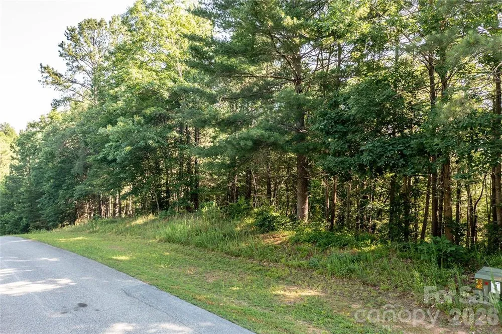 4856 Rio De Luna Drive #31,32, & 33 Hickory, NC 28601