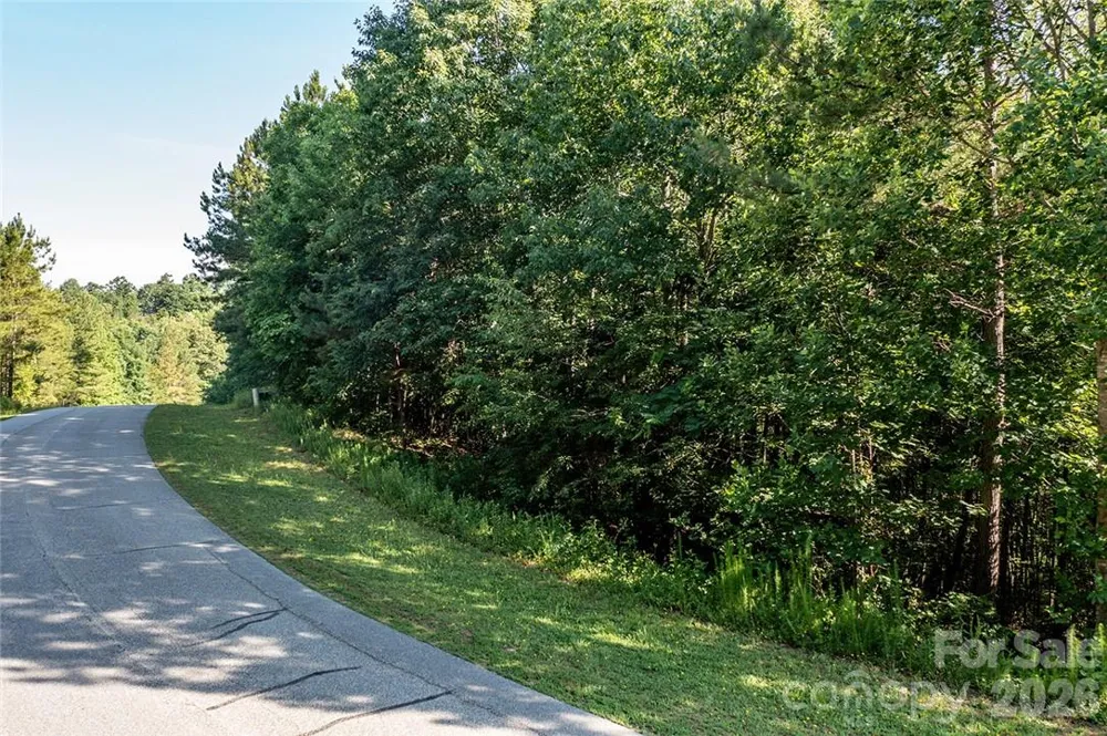 4856 Rio De Luna Drive #31,32, & 33 Hickory, NC 28601