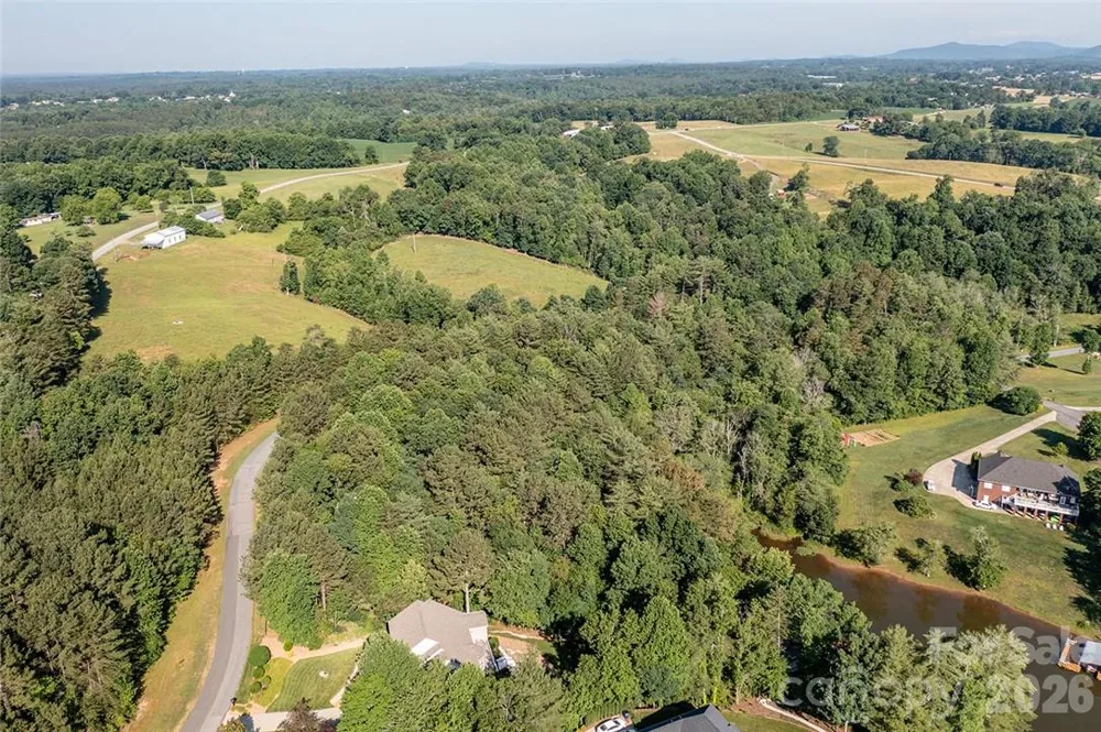 4856 Rio De Luna Drive #31,32, & 33 Hickory, NC 28601