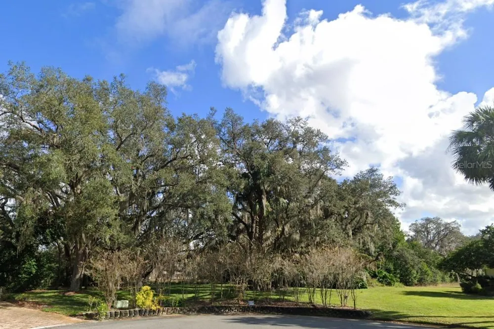 FAIRWAY DRIVE Haines City, FL 33844