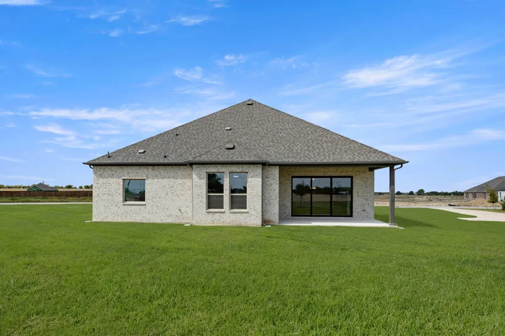 124 Evanston Court Rhome, TX 76078