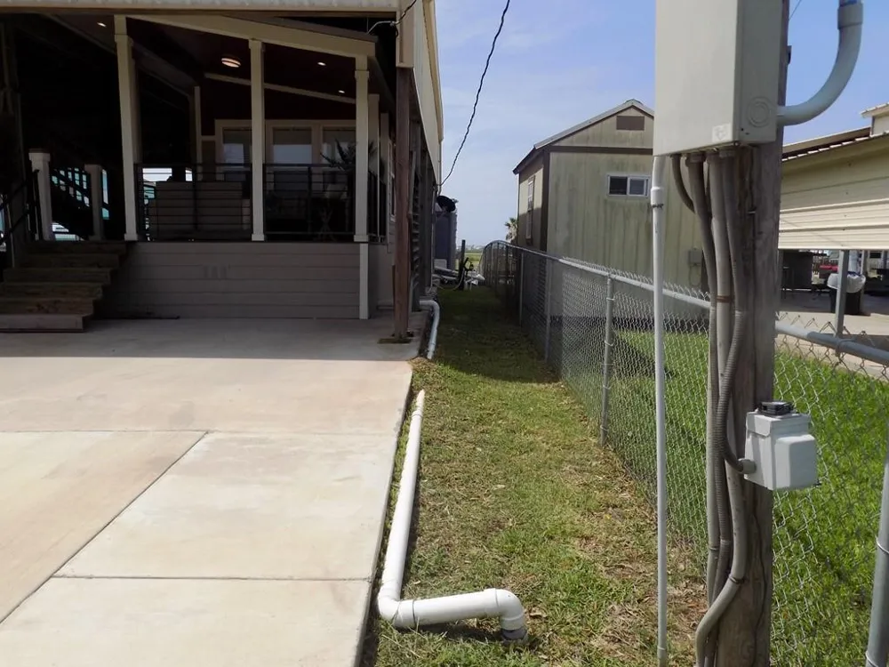638 County Road 209 Sargent, TX 77414