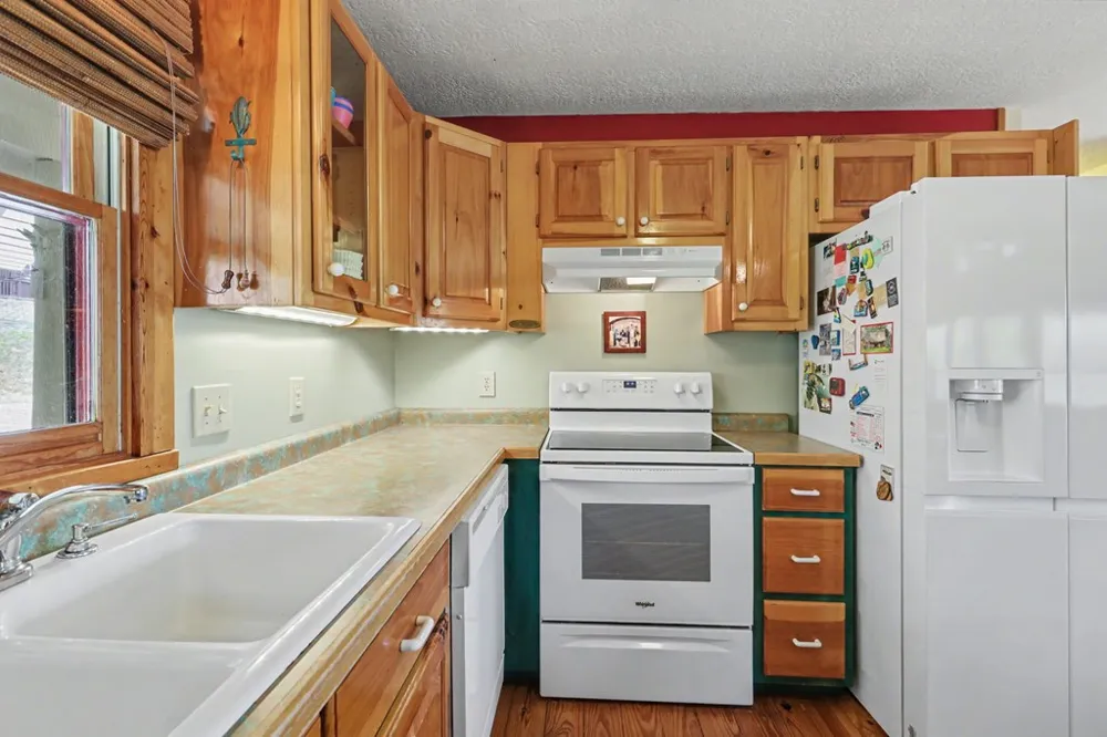 1930 Lakeview Summit Drive Young Harris, GA 30582