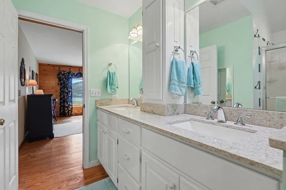1930 Lakeview Summit Drive Young Harris, GA 30582