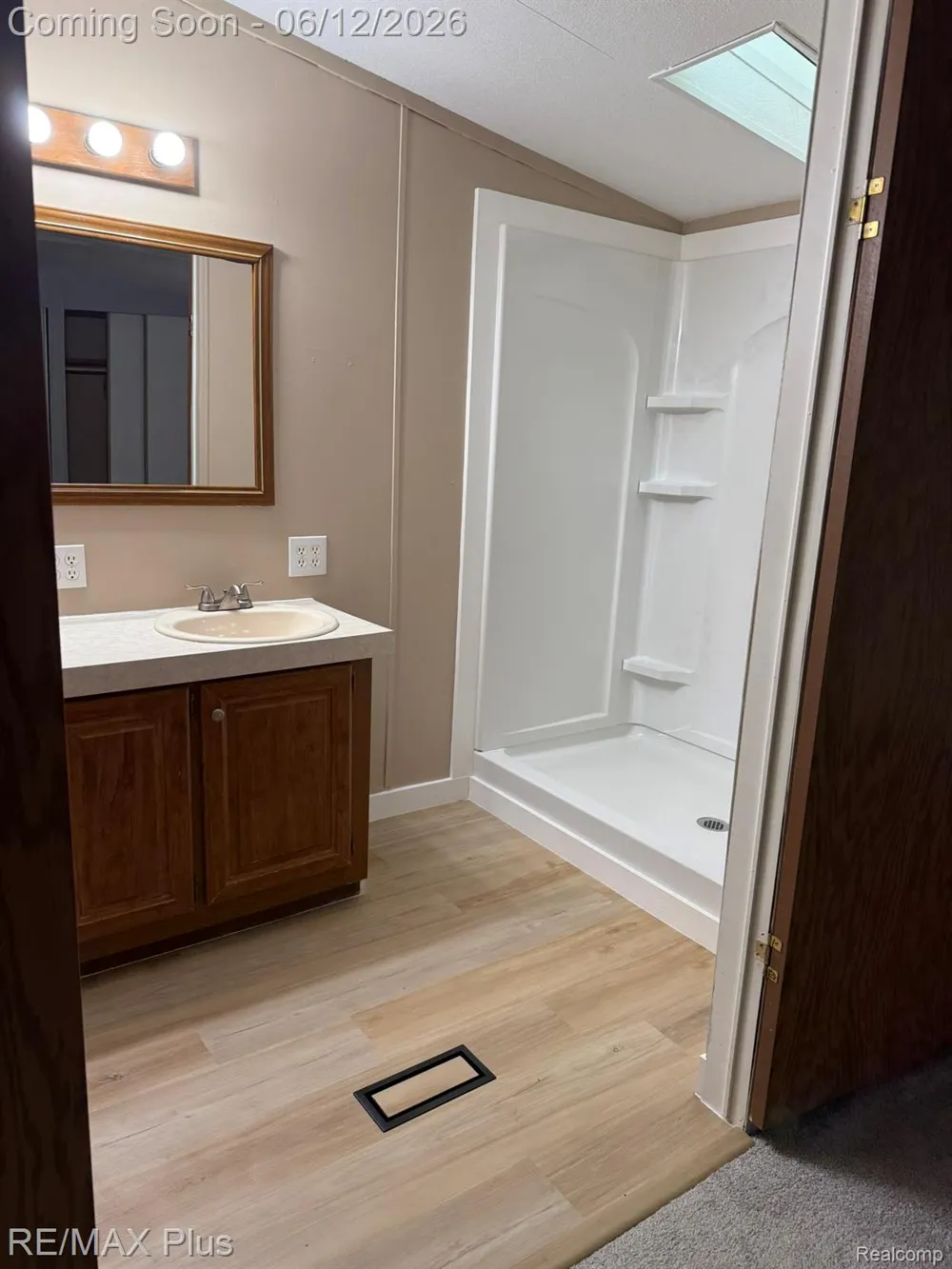 1926 New Rochelle Drive Elba Township, MI 48446