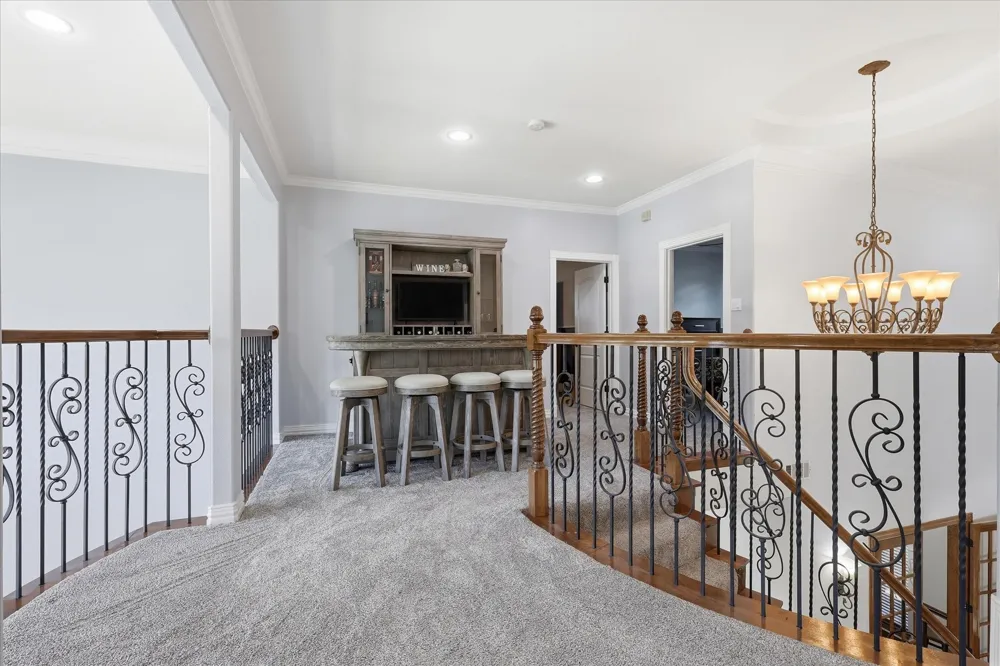 2056 Willow Bend Drive Oak Leaf, TX 75154