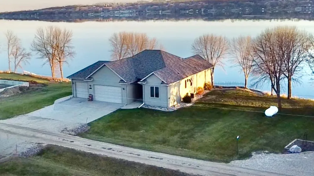 83987 Ridge Creek Dr Clinton, MN 56278
