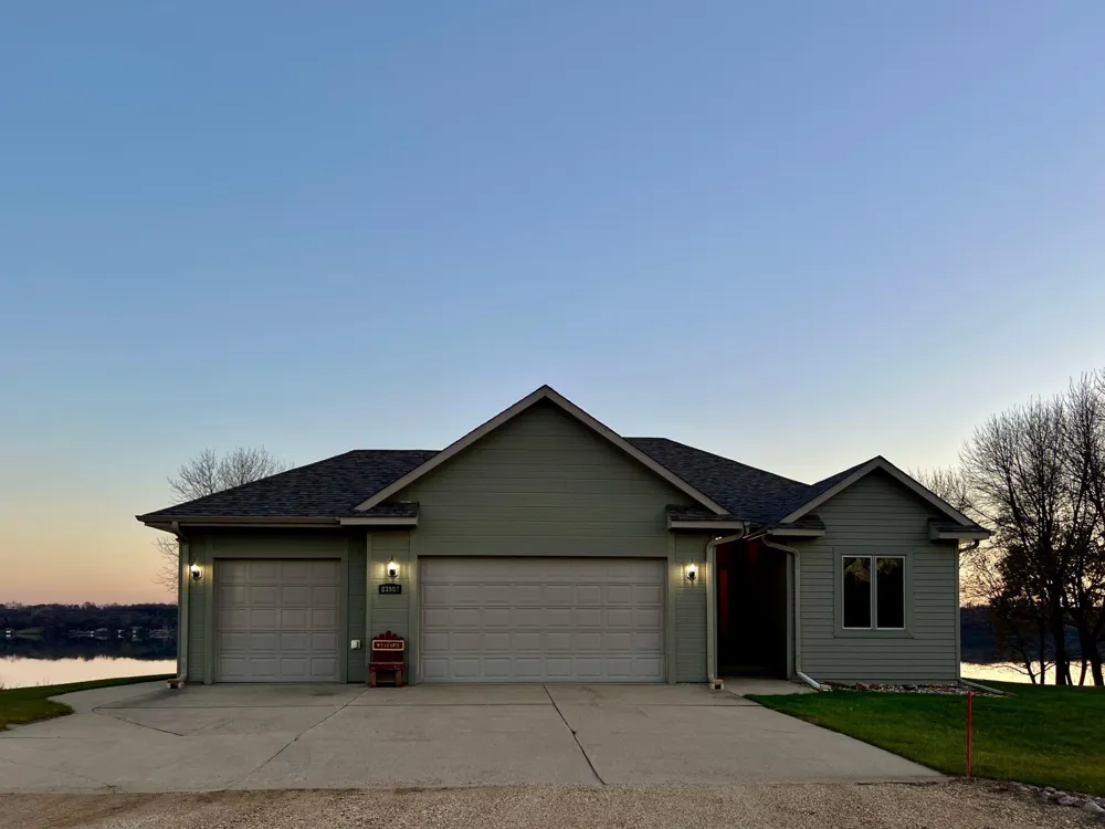 83987 Ridge Creek Dr Clinton, MN 56278