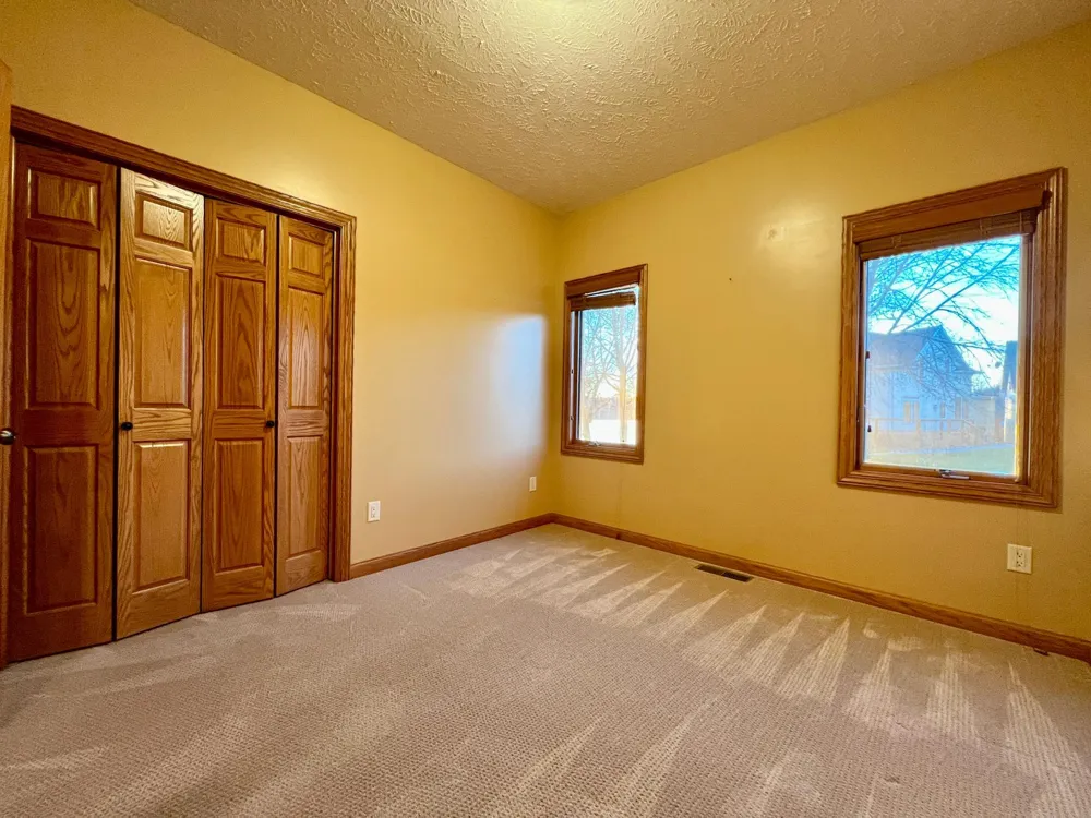 83987 Ridge Creek Dr Clinton, MN 56278