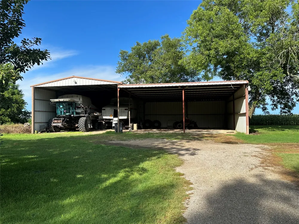 604 Harrel Avenue Bynum, TX 76631