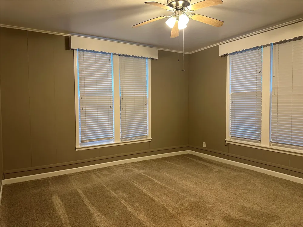 604 Harrel Avenue Bynum, TX 76631