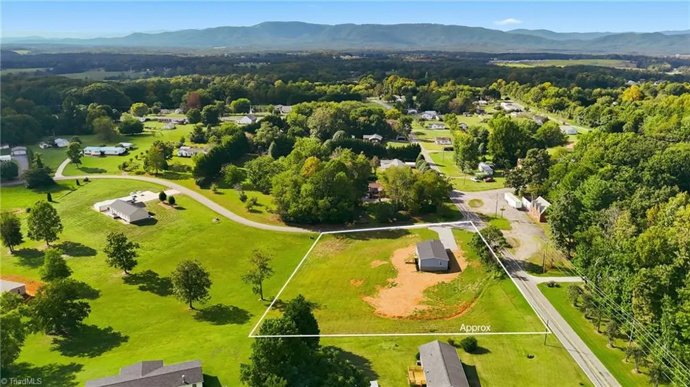 103 Maple Glen Court State Road, NC 28676