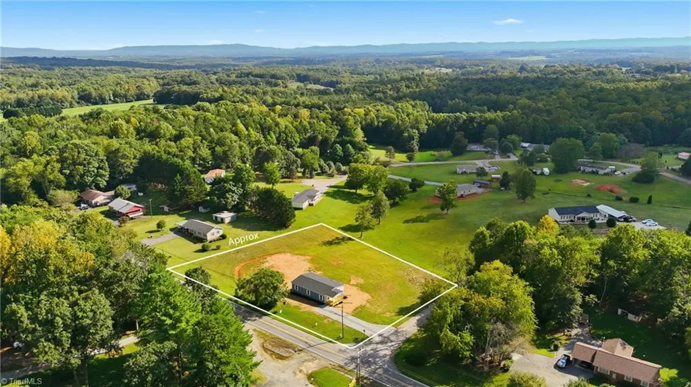 103 Maple Glen Court State Road, NC 28676
