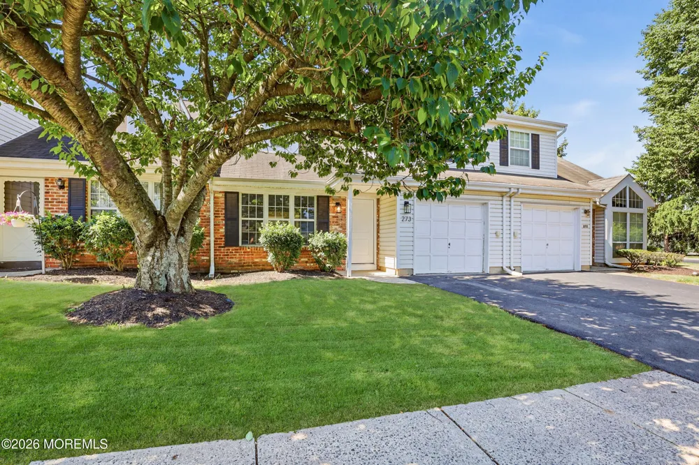 273 Edgeware Court Franklin, NJ 08873