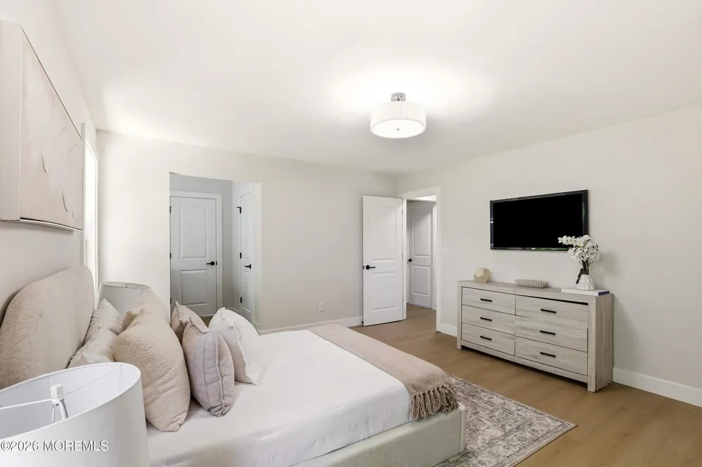 273 Edgeware Court Franklin, NJ 08873