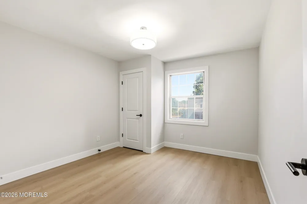 273 Edgeware Court Franklin, NJ 08873