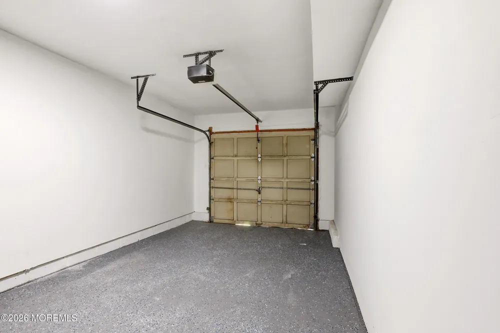273 Edgeware Court Franklin, NJ 08873