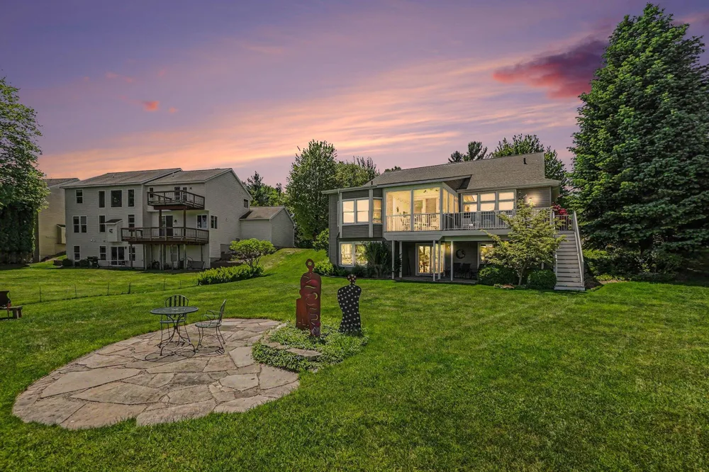 6852 Westshire Drive Norton Shores City, MI 49444