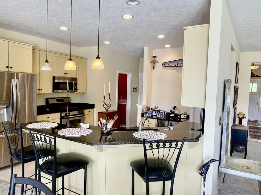 6852 Westshire Drive Norton Shores City, MI 49444